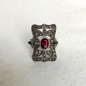 VTG Judith Jack Sterling Silver 925 Art Deco Style Oval Garnet Marcasite Ring